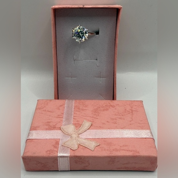 None Jewelry - Fashion Ring- Size 7